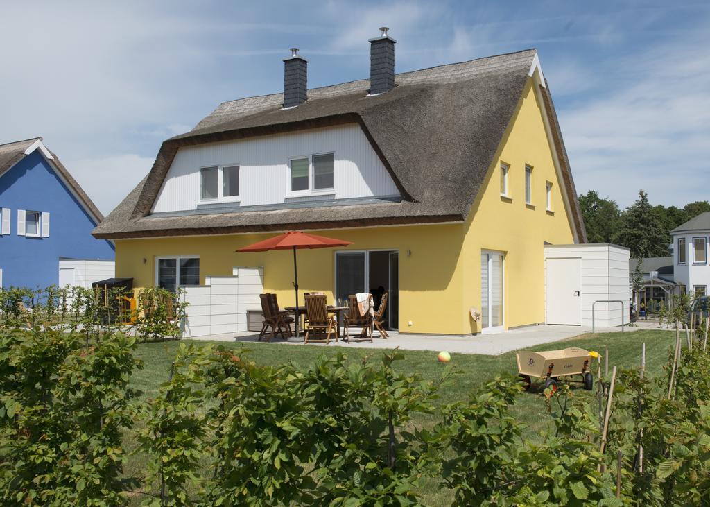 Ferienhaus Kuestensegler Breege Luaran gambar