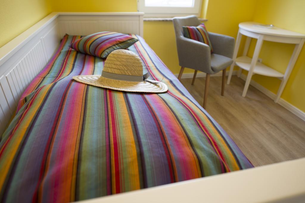 Ferienhaus Kuestensegler Breege Luaran gambar