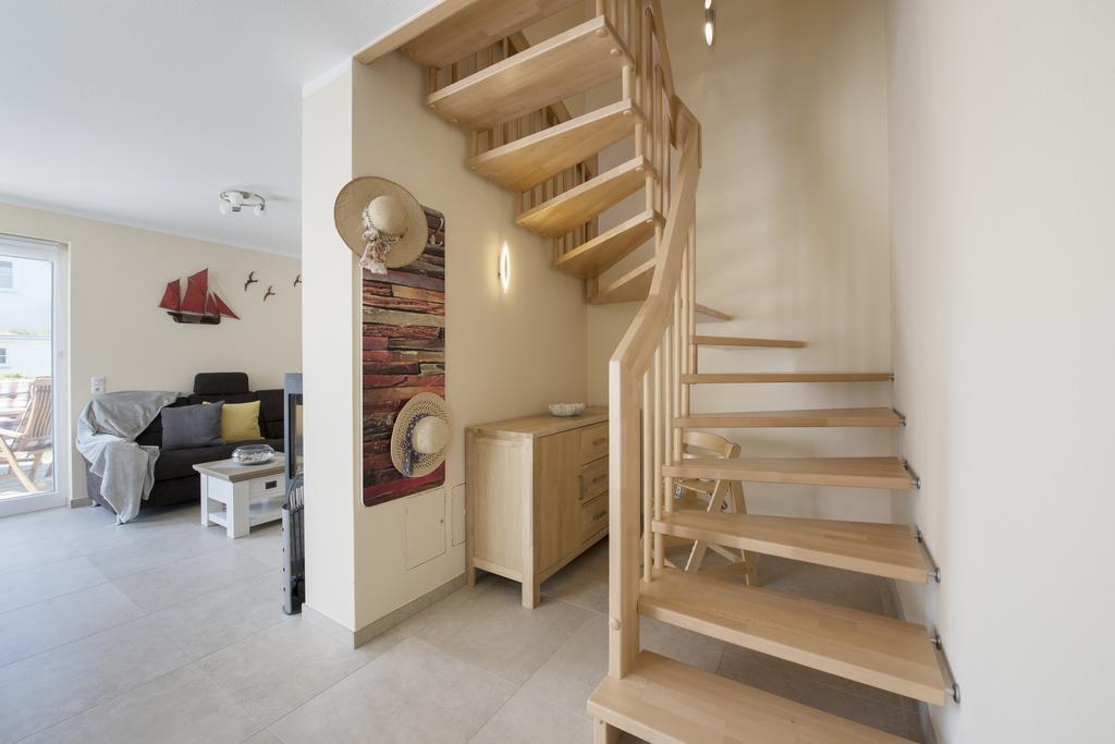 Ferienhaus Kuestensegler Breege Luaran gambar
